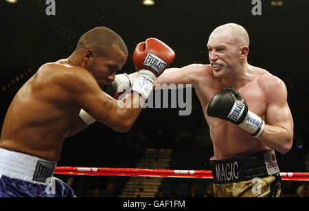 Boxe - super-légers - Matthew Hatton v Frankie Santos - MGM Grand Garden Arena Banque D'Images