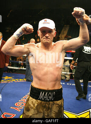 Boxe - super-légers - Matthew Hatton v Frankie Santos - MGM Grand Garden Arena Banque D'Images