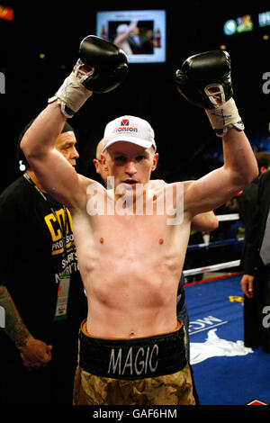 Boxe - super-légers - Matthew Hatton v Frankie Santos - MGM Grand Garden Arena Banque D'Images