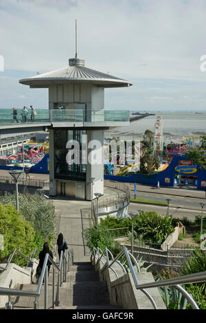 Front de mer d'arcades à Southend-on-Sea. Essex.UK Banque D'Images