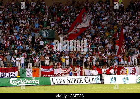 Soccer - Super Coupe de l'UEFA - Final - Real Madrid v Feyenoord Banque D'Images