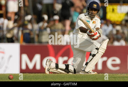 Cricket - deuxième test - troisième jour - Sri Lanka / Angleterre - terrain du club sportif cinghalais - Colombo.Mahela Jayawardene au Sri Lanka pendant le deuxième test au Scinghalais Sports Club Ground, Colombo, Sri Lanka. Banque D'Images