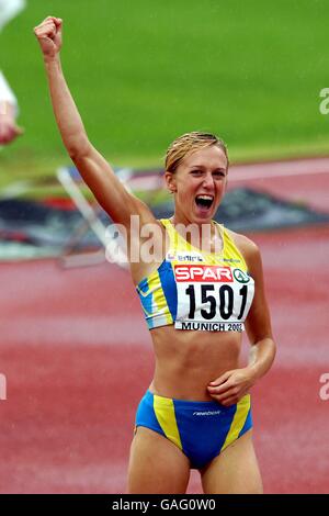 Athlétisme - Championnats d'Europe d'athlétisme - Munich 2002 - Finale du saut en hauteur femmes Banque D'Images