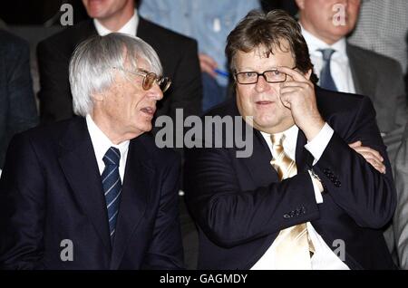 Course de Formule 1 - Mclaren Mercedes MP4-23 Lancement - Stuttgart Banque D'Images