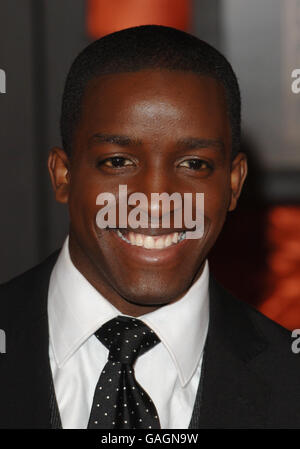 Elijah Kelley arrive pour les prix du choix des critiques à l'auditorium civique de Santa Monica à Santa Monica, en Californie. Banque D'Images