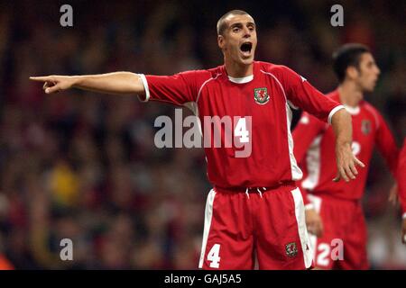 Soccer - Championnat d'Europe 2004 qualificateur - Groupe neuf - pays de Galles / Italie. Andy Melville, pays de Galles Banque D'Images