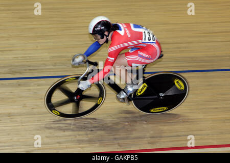 Cyclisme - UCI Track World Championships - Vélodrome de Manchester.Victoria Pendleton en Grande-Bretagne pendant le sprint féminin Banque D'Images