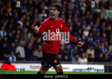 Soccer - Worthington Cup - demi-finale - deuxième jambe - Blackburn Rovers / Manchester United.Ruud Van Nistelrooy, de Manchester United, célèbre après avoir obtenu une pénalité pour le faire 3-1 contre Blackburn Rovers Banque D'Images