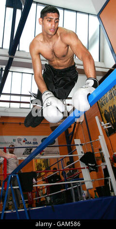 Boxe - Amir Khan Media Work Out - Gants Community Centre Banque D'Images