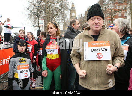 Sainsburys Londres Londres - 1,6 km de secours Sport Banque D'Images