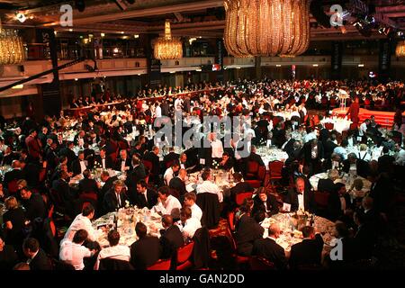 Vue générale de la salle du PFA Player of the Year Awards 2008 au Grosvenor House Hotel, Londres. Banque D'Images