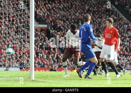 Soccer - Barclays Premier League - Manchester United v Arsenal - Old Trafford Banque D'Images