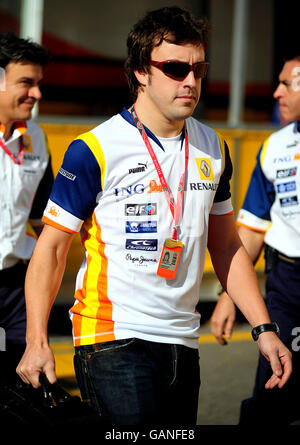 Course automobile Formula One - Grand Prix d'Espagne - course - circuit de Catalunya. Fernando Alonso, pilote Renault en Espagne