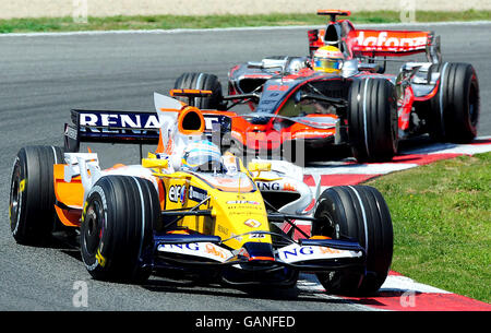 Le pilote Renault espagnol Fernando Alonso pendant la Formule un espagnol Grand Prix Banque D'Images