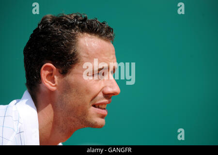 Michael Llodra en France en action contre Juan Carlos Ferrero en Espagne Banque D'Images