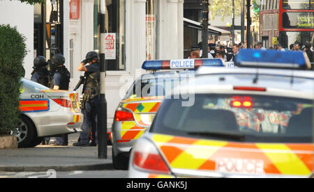 Des policiers armés ont tiré sur à Chelsea Banque D'Images