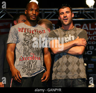 - Joe Calzaghe et boxe Bernard Hopkins - Planet Hollywood Hotel Banque D'Images