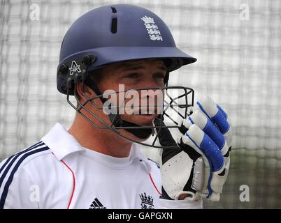 Cricket - session Angleterre nets et conférence de presse - terrain de cricket d'Old Trafford. Tim Ambrose, gardien de but de l'Angleterre Banque D'Images