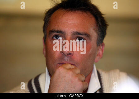 Cricket - Championnat de cricket du comté de Frizzell -Surrey CCC Photocall. Graham Thorpe, Surrey CCC Banque D'Images