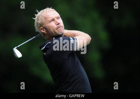 Golf - BMW PGA Championship 2008 - deuxième tour - Wentworth Golf Club - Virginia Water.Per Ulrik Johansson en action au championnat BMW PGA de Wentworth Banque D'Images