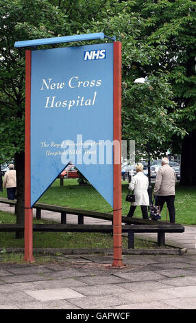 Vue générale de l'hôpital de New Cross à Wolverhampton.L'hôpital a laissé deux jeunes filles jumelles nées par un couple qui s'était rendu en Inde pour un traitement de FIV. Banque D'Images