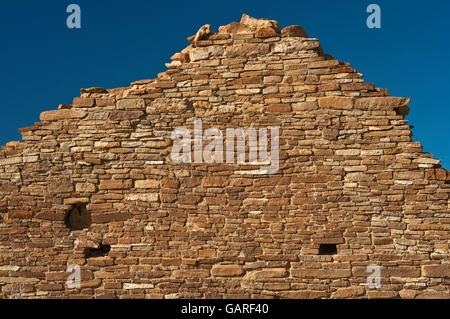 Mur à Pueblo del Arroyo, ruines Indiennes Anasazi, Chaco Culture National Historical Park, New Mexico, USA Banque D'Images