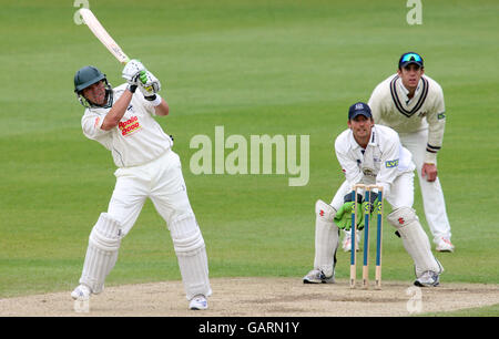 Cricket - Liverpool Victoria County Championship - Division 2 - troisième jour - Worcestershire / Gloucestershire - New Road. Stephen Moore (à gauche) de Worcestershire en action. Banque D'Images