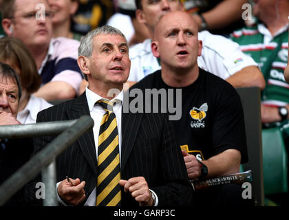 Ian McGeechan et Shaun Edwards, entraîneur des London Wasps, lors de la finale Guinness Premiership à Twickenham, Londres. Banque D'Images