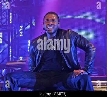 Usher en concert - London Banque D'Images