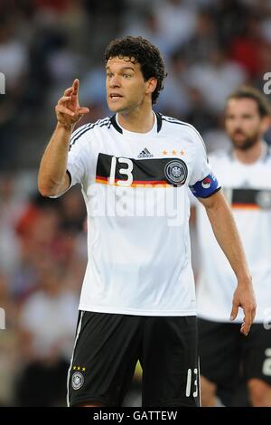 Football - Championnat d'Europe de l'UEFA 2008 - quart de finale - Portugal / Allemagne - St Jakob-Park. Michael Ballack, Allemagne Banque D'Images