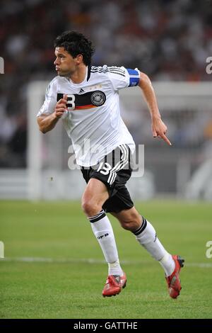 Football - Championnat d'Europe de l'UEFA 2008 - quart de finale - Portugal / Allemagne - St Jakob-Park. Michael Ballack, Allemagne Banque D'Images