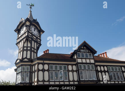 Tour de l'horloge à Castle Road, Southsea, Portsmouth, Hampshire, Royaume-Uni. Banque D'Images