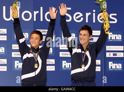 Plongée - Fina Diving World Series 2008 - première journée - Ponds Forge.Tom Daley (à gauche) et Blake Aldridge (à droite) de Grande-Bretagne Banque D'Images