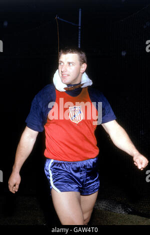 Athlétisme - Discus.Al Oerter, États-Unis (quatre fois médaillée d'or aux Jeux olympiques) Banque D'Images