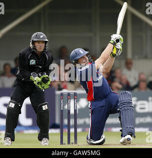 Luke Wright, en Angleterre, est sorti lors de la NatWest Series One Day International à Edgbaston, Birmingham. Banque D'Images