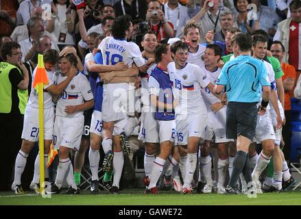 Soccer - Championnat d'Europe de l'UEFA 2008 - Trimestre Final - Holland v Russie - St Jakob-Park Banque D'Images