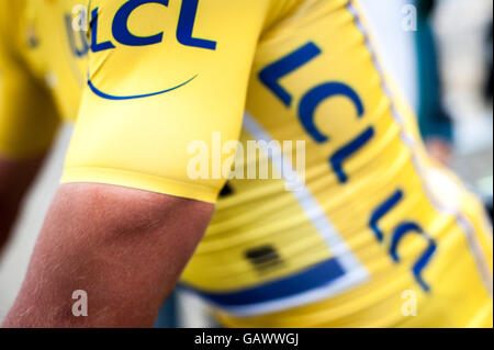 Limoges, France. 5 juillet 2016. Tour de France étape 4 de Saumur à Limoges. Peter Sagan dans le maillot jaune. Banque D'Images