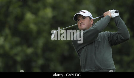 Golf - The European Open - Round four - The London Golf Club.Graeme McDowell, d'Irlande du Nord, part du 7e à l'occasion de l'Open d'Europe au London Golf Club, Ash, Kent. Banque D'Images