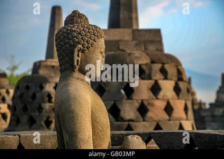 Centre de Java Indonésie Yogyakarta Borobudur temple bouddhiste ancienne Banque D'Images