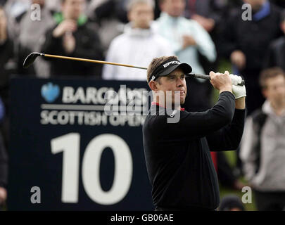 L'Angleterre Lee Westwood sur le dixième tee pendant le Barclays Scottish Open à Loch Lomond, Glasgow. Banque D'Images