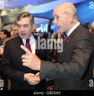 Gordon Brown à la British International Motor Show Banque D'Images