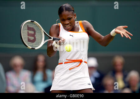 Tennis - Wimbledon 2003 - Quatrième série, Serena Williams / Elena Dementieva Banque D'Images