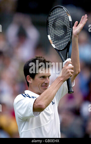 Tennis - Wimbledon 2003 - Quatrième série, Tim Henman v David Nalbandian Banque D'Images