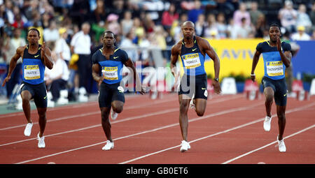 Asafa Powell, de Jamaïque, remporte la finale des 100 mètres des hommes lors du Grand Prix de l'IAAF Norwich Union de Londres au Crystal Palace National Sports Centre, Londres. Banque D'Images