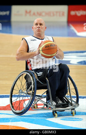 Le basket-ball en fauteuil roulant - Coupe du monde paralympique Visa 2008 - SportCity - Manchester Banque D'Images