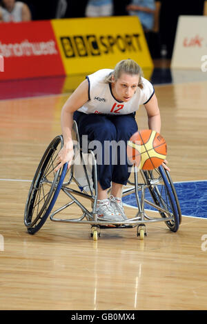 Le basket-ball en fauteuil roulant - Coupe du monde paralympique Visa 2008 - SportCity - Manchester Banque D'Images