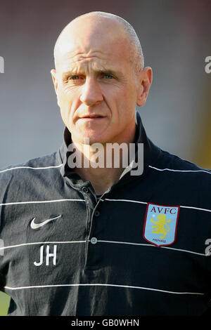 Football - Friendly - Lincoln City v Aston Villa - Sincil Bank Stadium Banque D'Images