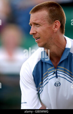 Tennis - Nottingham Samsung Open - Wayne Arthurs v Hicham Arazi Banque D'Images