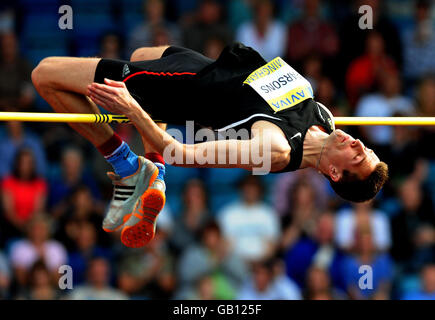 Tom parsons remporte la finale du saut en hauteur masculin lors des épreuves olympiques de l'Union de Norwich et des championnats du Royaume-Uni au stade Alexander de Birmingham. Banque D'Images