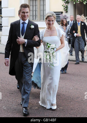 Lady Rose Windsor et George Gilman quittent la Chapelle de la Reine, à Londres, après leur cérémonie de mariage. Banque D'Images